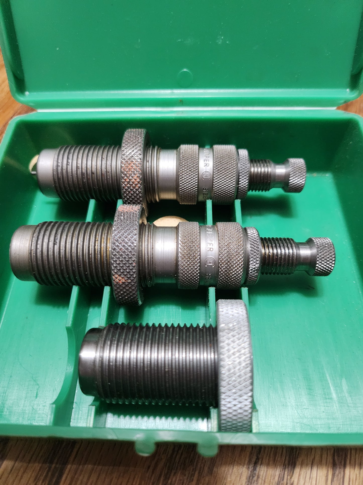 219 Zipper Reloading Dies